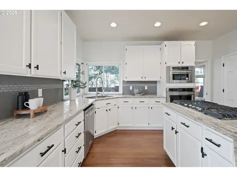 5834 Ridgetop Court Lake Oswego OR 97035