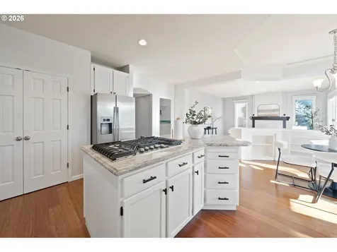 5834 Ridgetop Court Lake Oswego OR 97035