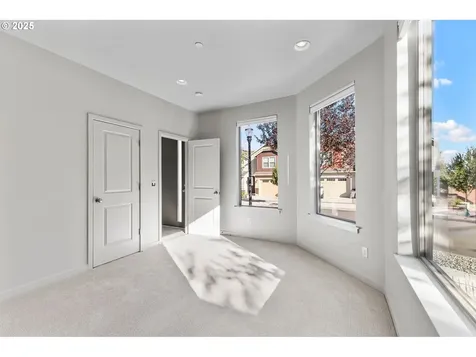 193 N 44th Place Ridgefield WA 98642