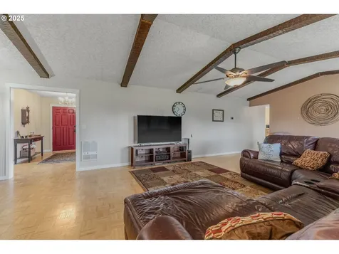 16403 NE 72nd Avenue Vancouver WA 98686