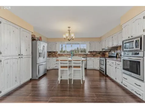 16403 NE 72nd Avenue Vancouver WA 98686