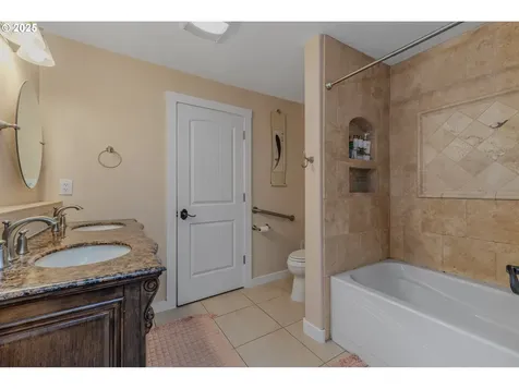 16403 NE 72nd Avenue Vancouver WA 98686