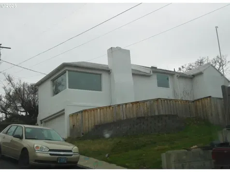 829 SW 8th Street Pendleton OR 97801