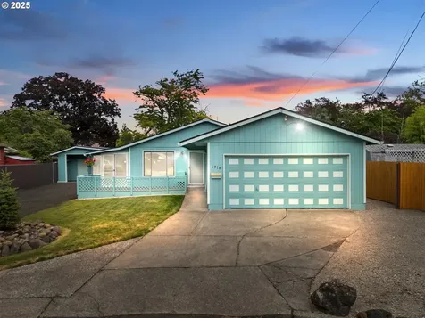 6318 SE 93rd Avenue Portland OR 97266