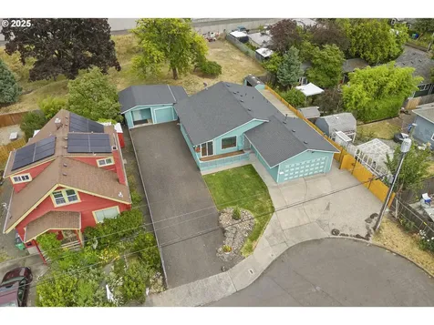 6318 SE 93rd Avenue Portland OR 97266