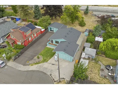 6318 SE 93rd Avenue Portland OR 97266