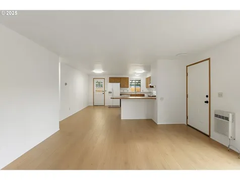 6318 SE 93rd Avenue Portland OR 97266