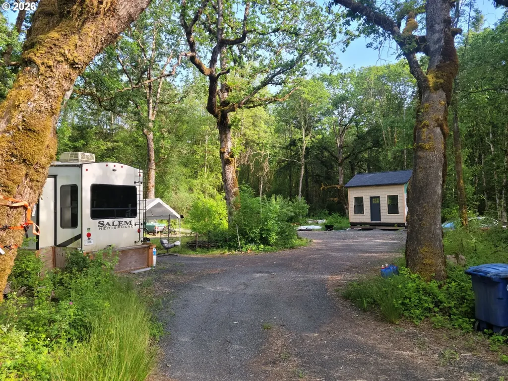 209 Frost Road Winlock WA 98596