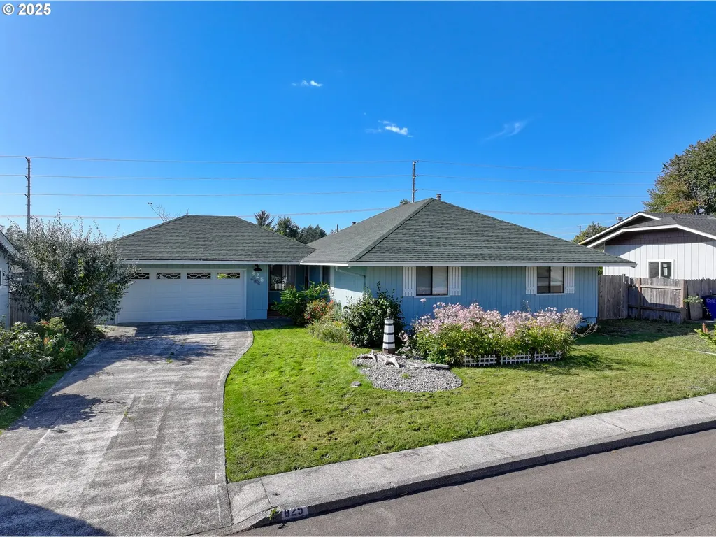 825 Midland Way Brookings OR 97415