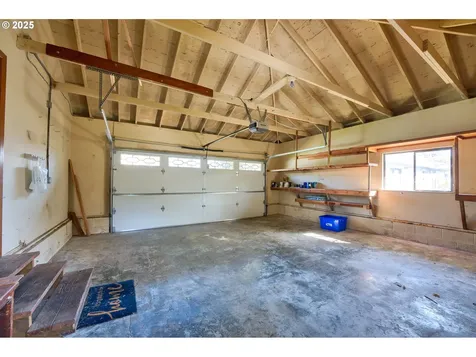 825 Midland Way Brookings OR 97415