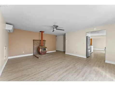 825 Midland Way Brookings OR 97415