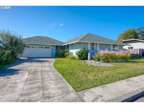 825 Midland Way Brookings OR 97415