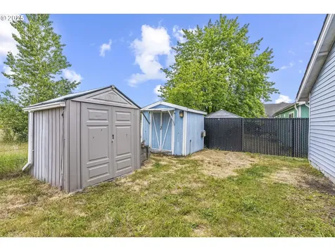 272 Adams Drive Kelso WA 98626