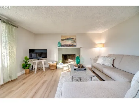8615 NE 107th Avenue Vancouver WA 98662