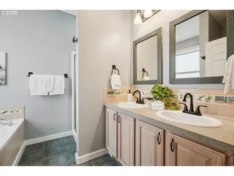 13728 SW 159th Terrace Portland OR 97223