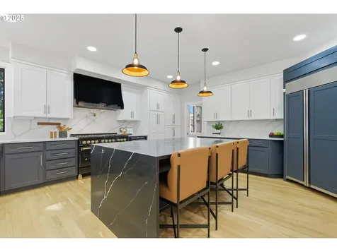 19229 35th Place Lake Oswego OR 97034