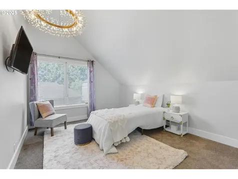 19229 35th Place Lake Oswego OR 97034
