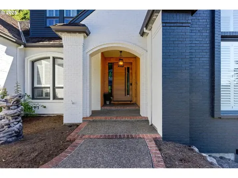 19229 35th Place Lake Oswego OR 97034