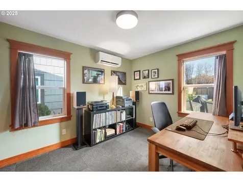 9338 N Chicago Avenue Portland OR 97203