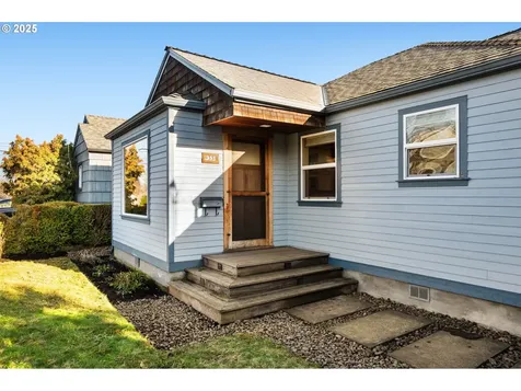 9338 N Chicago Avenue Portland OR 97203