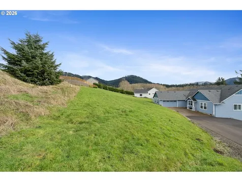 10360 Skyview Road Tillamook OR 97141