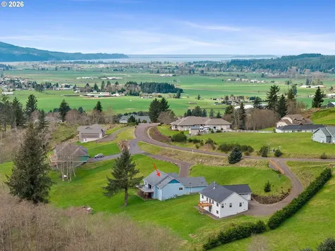 10360 Skyview Road Tillamook OR 97141