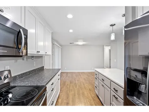 4851 Avalon Street Eugene OR 97402
