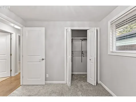 4851 Avalon Street Eugene OR 97402