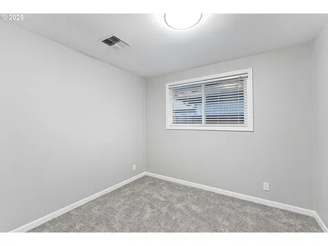 4851 Avalon Street Eugene OR 97402