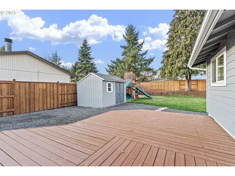 4851 Avalon Street Eugene OR 97402