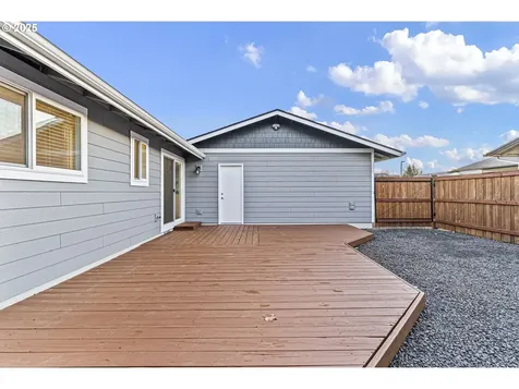 4851 Avalon Street Eugene OR 97402
