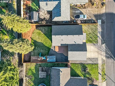 4851 Avalon Street Eugene OR 97402
