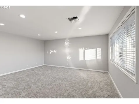 4851 Avalon Street Eugene OR 97402