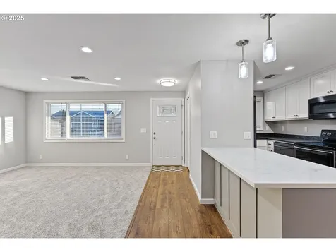 4851 Avalon Street Eugene OR 97402