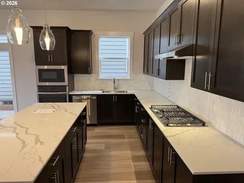 16900 SW Cairn Lane King City OR 97140