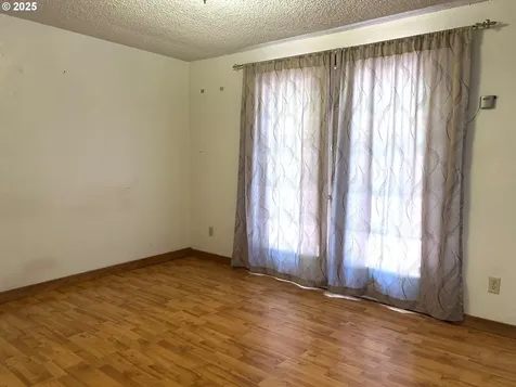2061 45th Street Florence OR 97439
