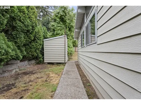 6650 SW Oak Street Portland OR 97223