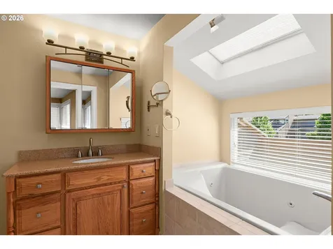 7859 SW Raintree Drive Beaverton OR 97008