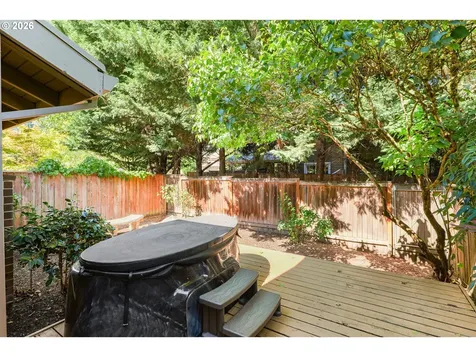 7859 SW Raintree Drive Beaverton OR 97008