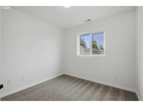 879 SW Windrose Terrace Beaverton OR 97003
