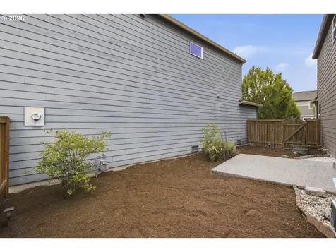 879 SW Windrose Terrace Beaverton OR 97003