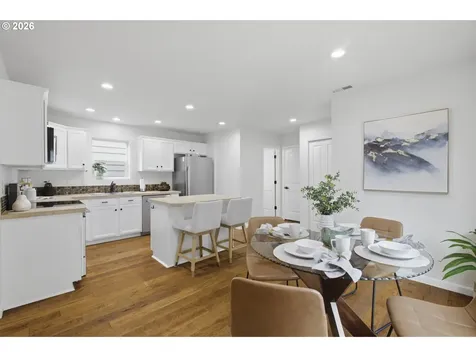 879 SW Windrose Terrace Beaverton OR 97003
