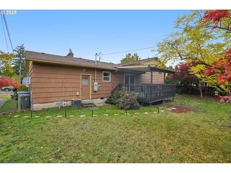 3425 SE 159th Avenue Portland OR 97236