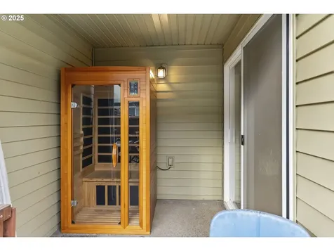 3588 Westleigh Street Eugene OR 97405