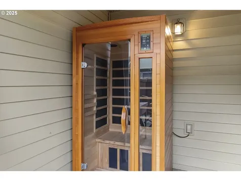 3588 Westleigh Street Eugene OR 97405