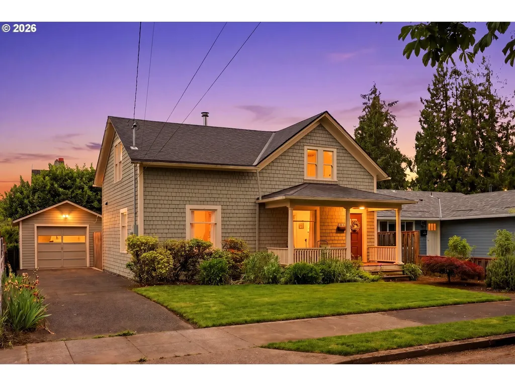 6104 SE Francis Street Portland OR 97206