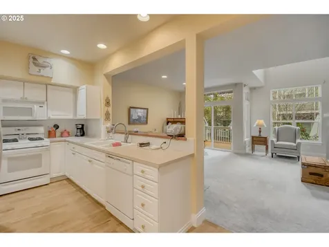 12365 SW Meader Way Beaverton OR 97008