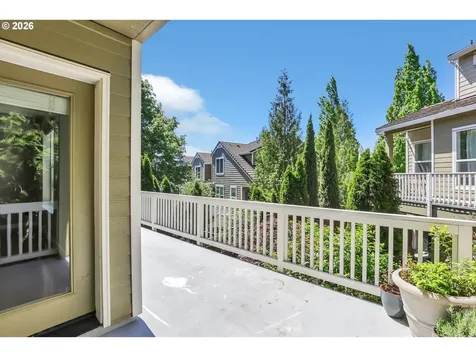 2879 NW Kennedy Court Portland OR 97229