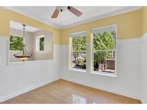 2879 NW Kennedy Court Portland OR 97229