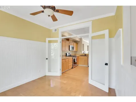 2879 NW Kennedy Court Portland OR 97229